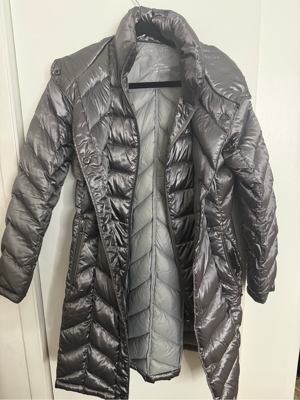 Calvin Klein Shiny Charcoal Puffer Coat